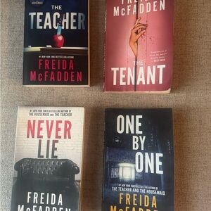 Freida McFadden Book Set